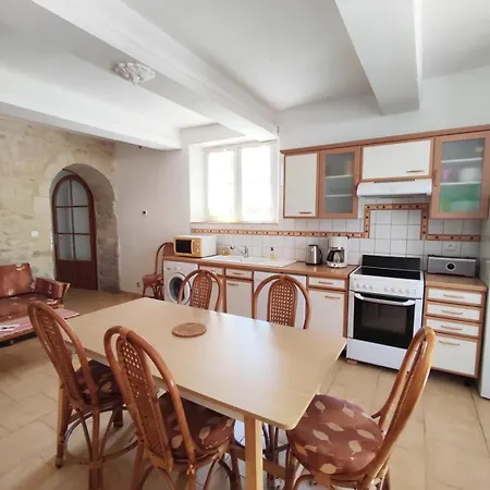 Apartamento Dans Ancien Chateau A