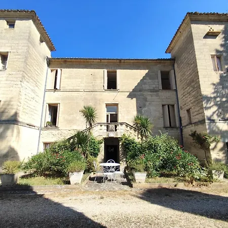 Dans Ancien Chateau A Apartamento Uzès